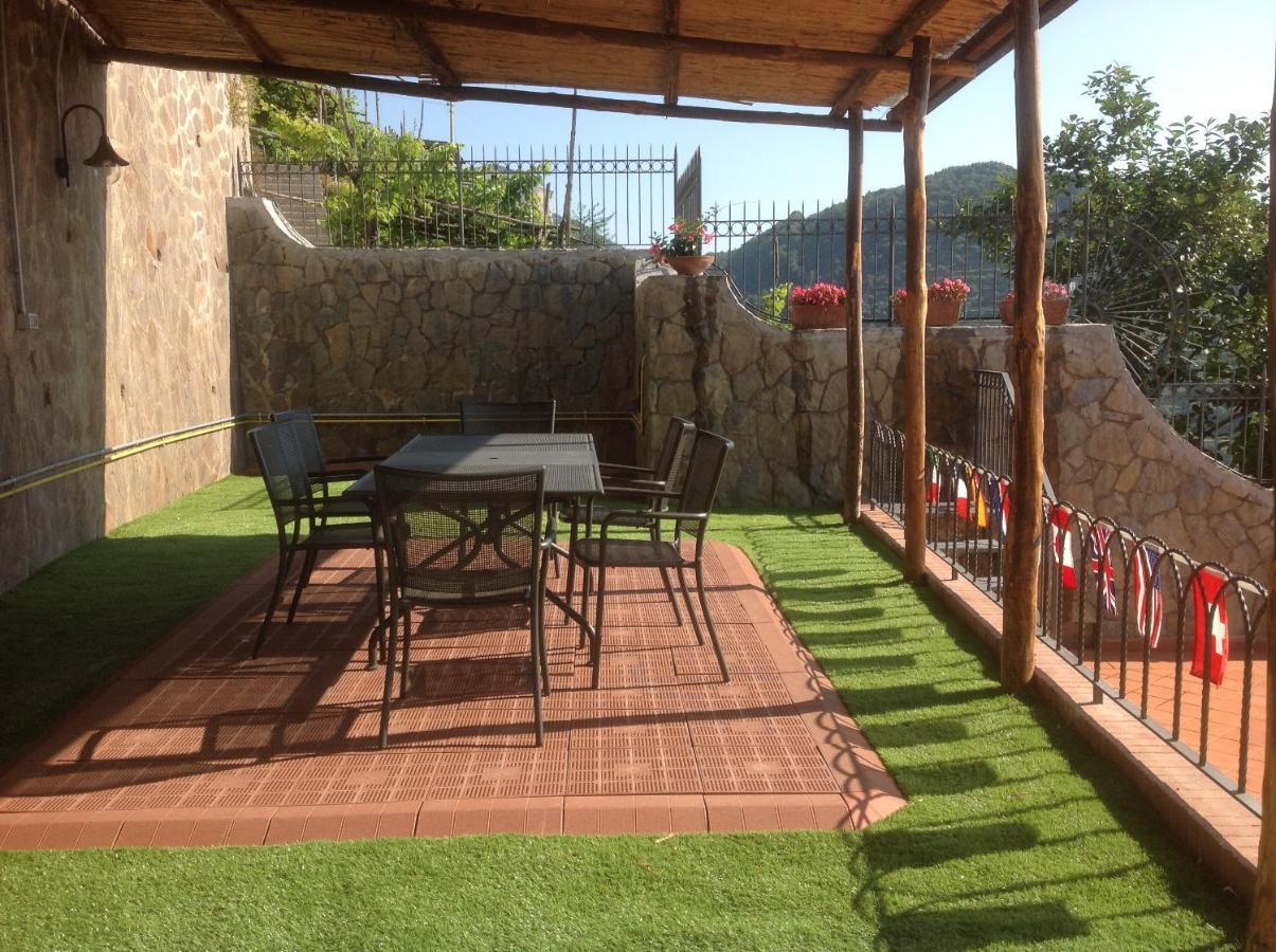 Appartamento Ilaria In Villa Laura سكالا المظهر الخارجي الصورة