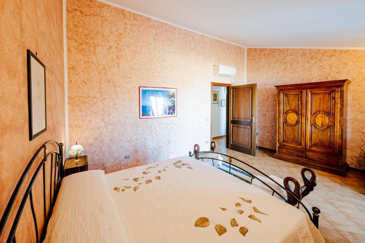 Appartamento Ilaria In Villa Laura سكالا المظهر الخارجي الصورة
